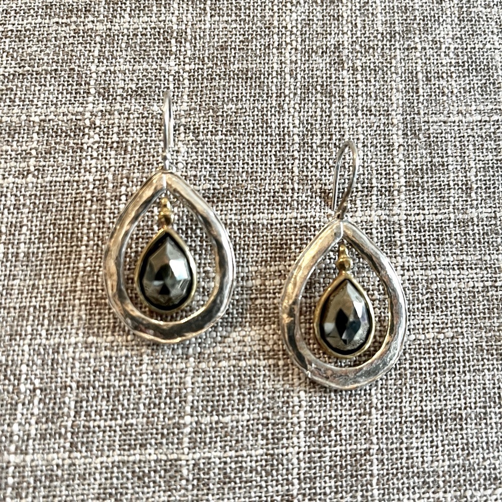 Opulenza Designs Sterling Silver Teardrop Earrings